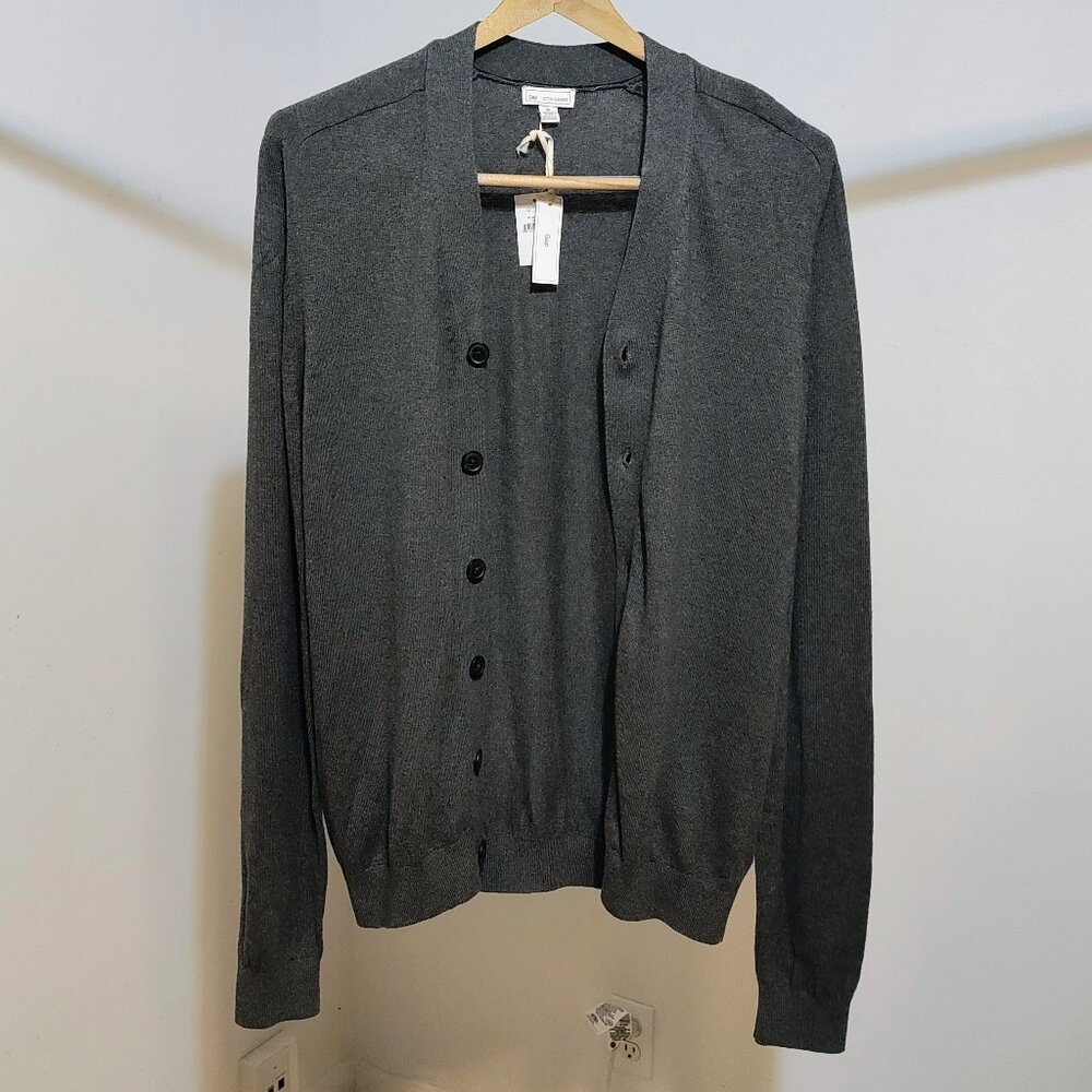 NWT GAP Men's Gray Button-Down Cardigan M